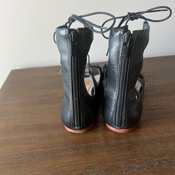 Loeffler Randall Woman’s Black Lace Up Gladiator Leather Flat Sandals- Size 8.5B - Picture 3 of 11